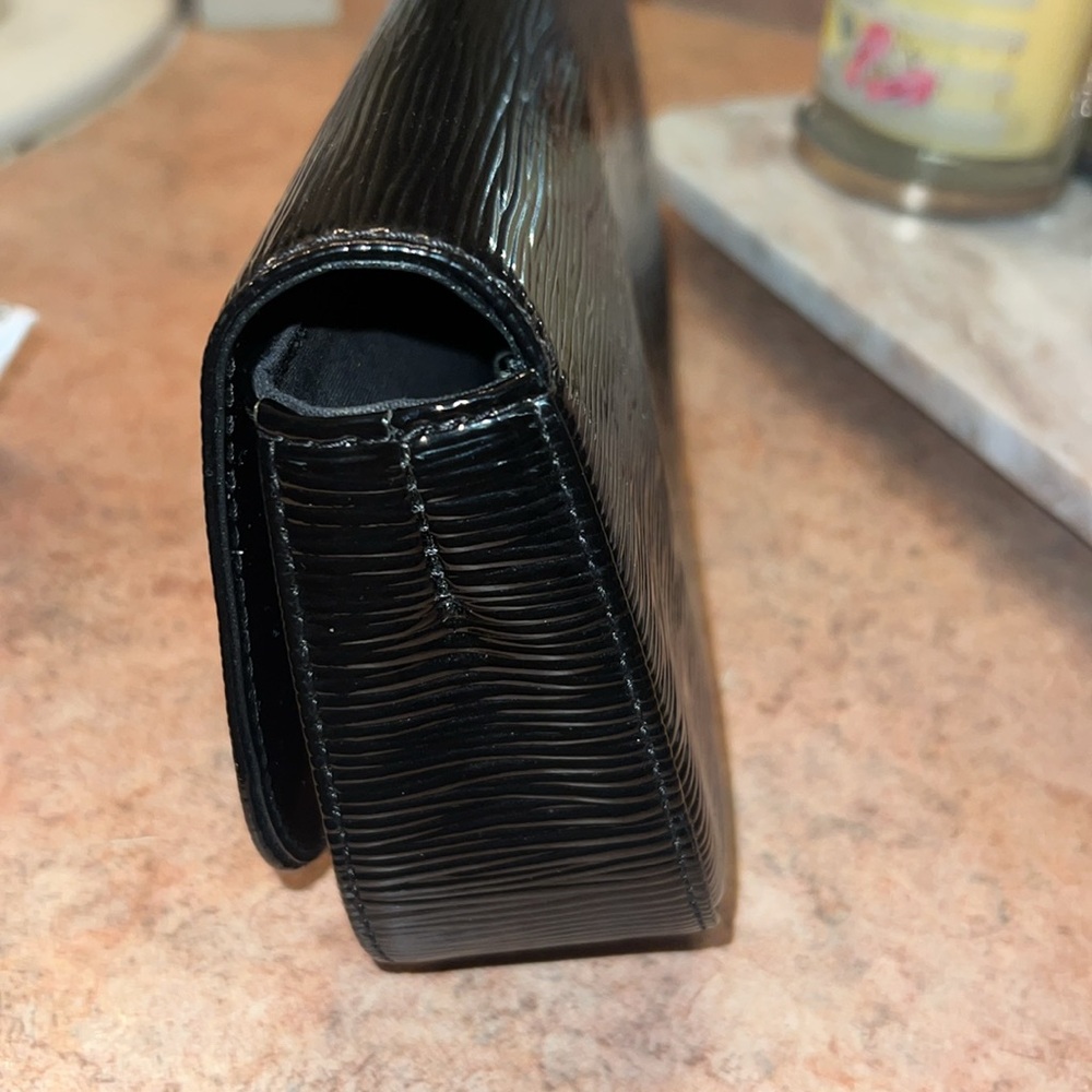 Louis Vuitton Black Clutch Bag - Picture 6 of 7